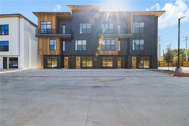 2539 E Villa Maria Road 1202, Bryan, TX 77802