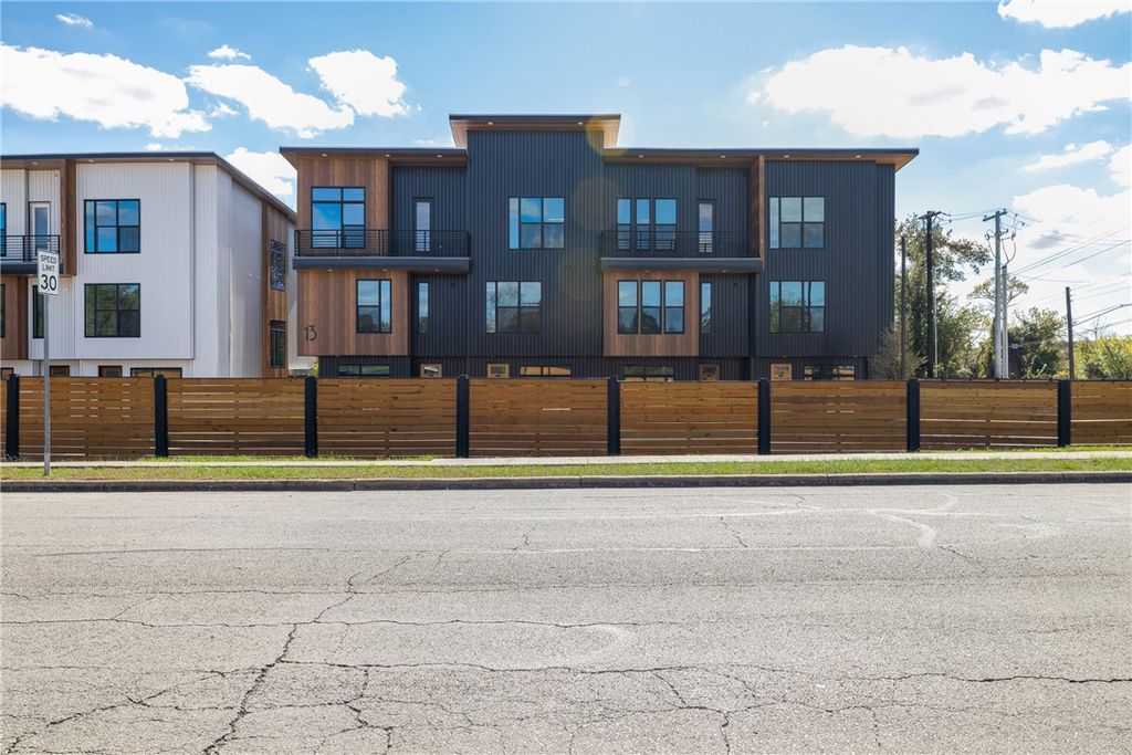 2539 E Villa Maria Road 1202, Bryan, TX 77802