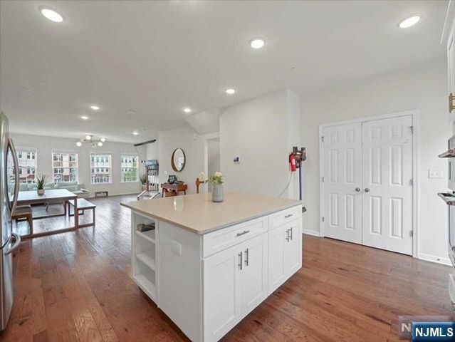 12 Litchfield Lane, Fair Lawn, NJ 07410