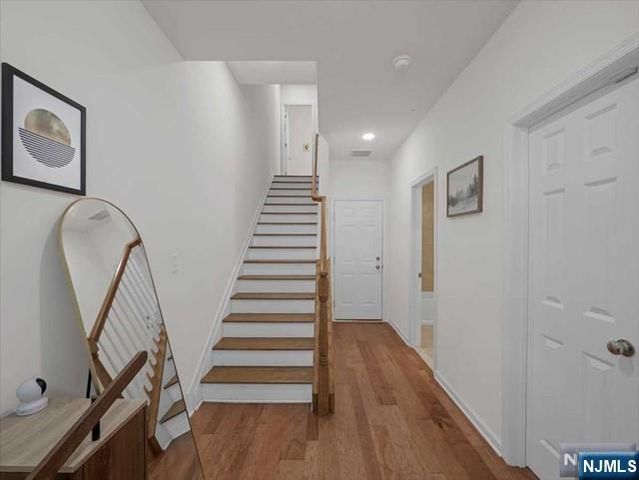 12 Litchfield Lane, Fair Lawn, NJ 07410