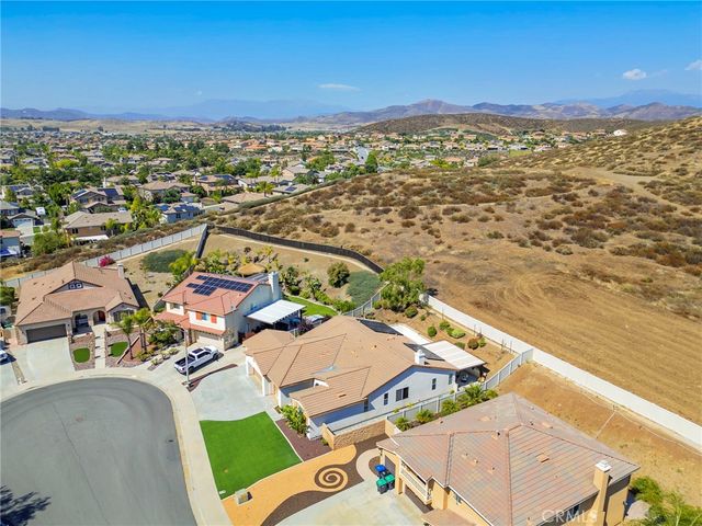 35554 Yellowstone, Winchester, CA 92596