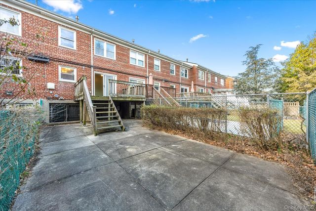 1537 144th Street, Whitestone, NY 11357