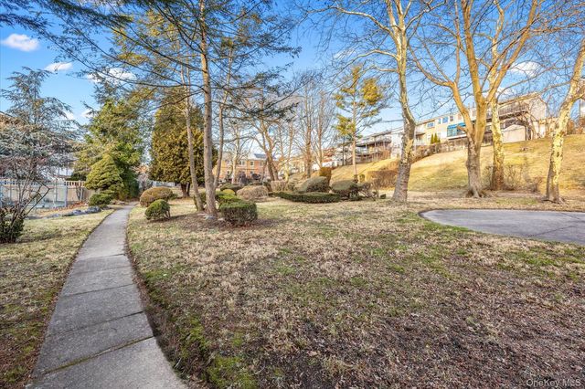 1537 144th Street, Whitestone, NY 11357