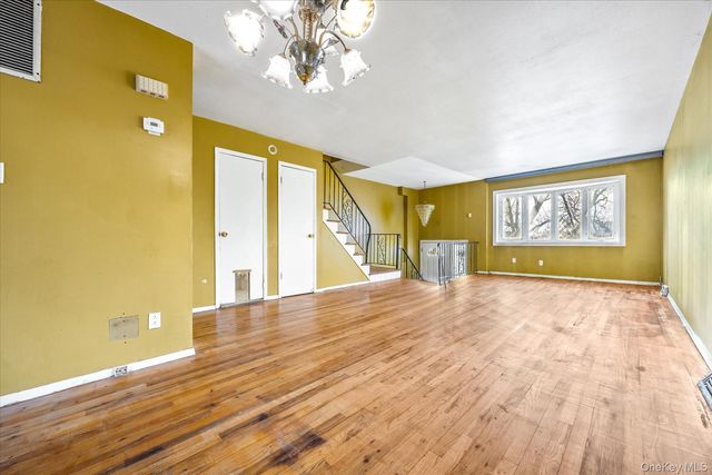 1537 144th Street, Whitestone, NY 11357