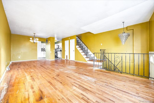 1537 144th Street, Whitestone, NY 11357