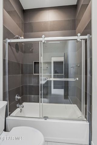 7372 MULE TEAM Drive, El Paso, TX 79911