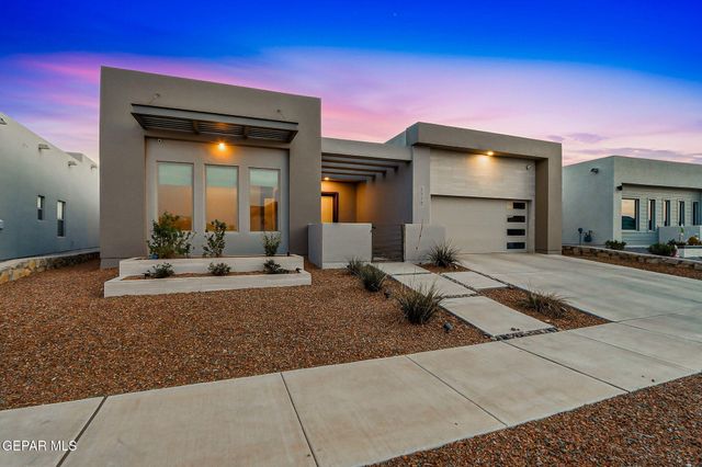 7372 MULE TEAM Drive, El Paso, TX 79911