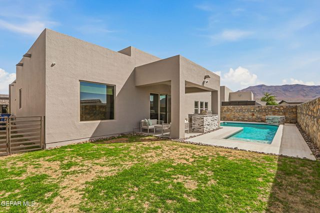 7372 MULE TEAM Drive, El Paso, TX 79911