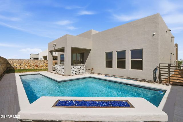 7372 MULE TEAM Drive, El Paso, TX 79911