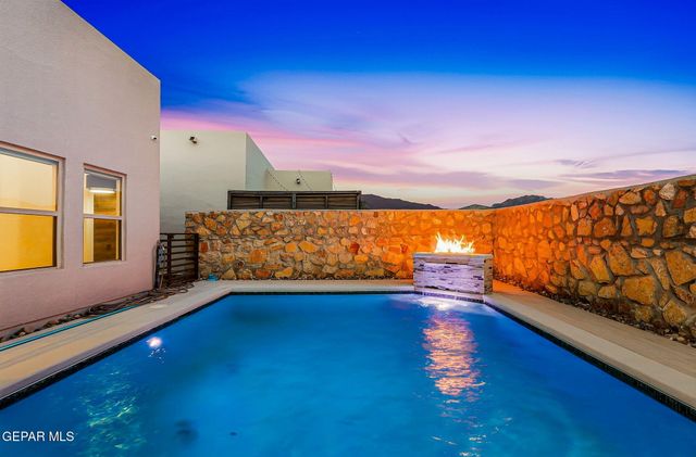 7372 MULE TEAM Drive, El Paso, TX 79911