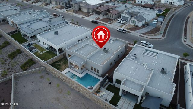 7372 MULE TEAM Drive, El Paso, TX 79911