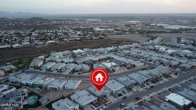 7372 MULE TEAM Drive, El Paso, TX 79911