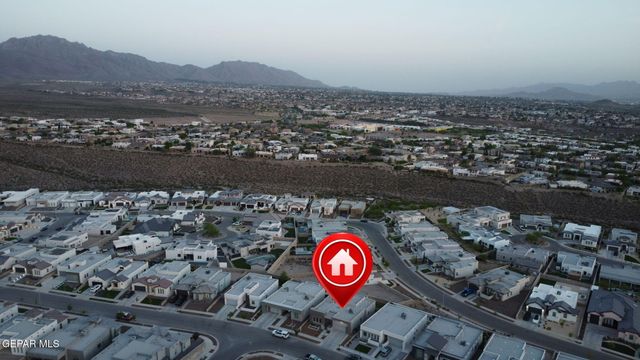 7372 MULE TEAM Drive, El Paso, TX 79911