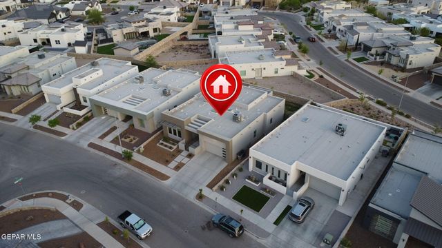 7372 MULE TEAM Drive, El Paso, TX 79911