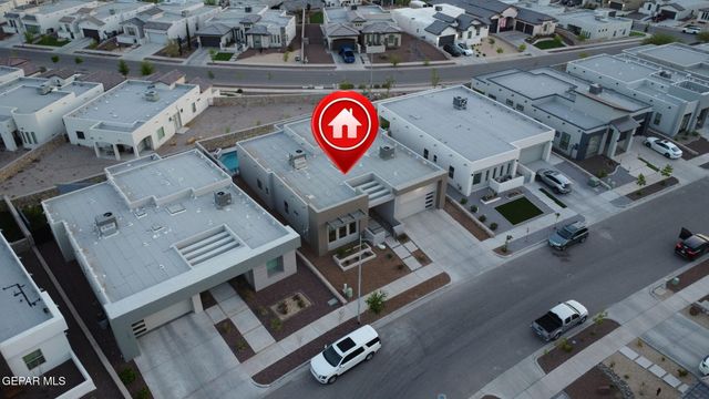 7372 MULE TEAM Drive, El Paso, TX 79911