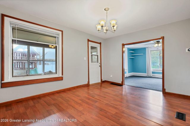 630 N Cochran Avenue, Charlotte, MI 48813
