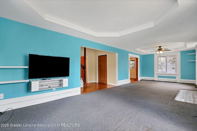 630 N Cochran Avenue, Charlotte, MI 48813