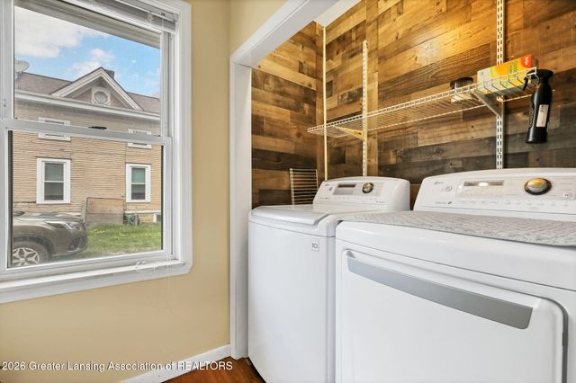 630 N Cochran Avenue, Charlotte, MI 48813