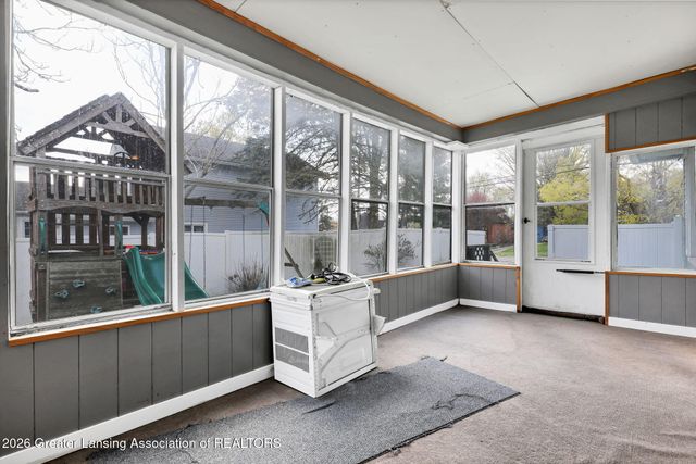 630 N Cochran Avenue, Charlotte, MI 48813