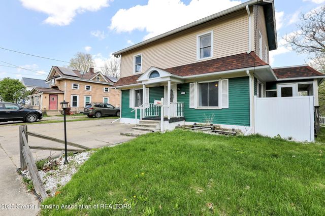 630 N Cochran Avenue, Charlotte, MI 48813
