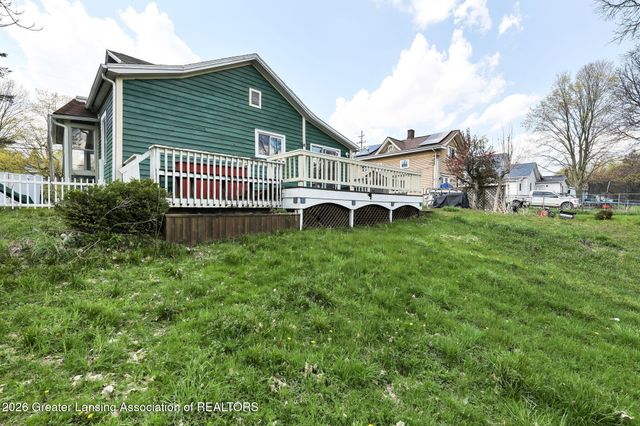 630 N Cochran Avenue, Charlotte, MI 48813