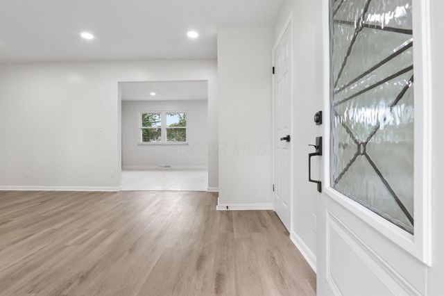 6446 Ambleside Drive, Columbus, OH 43229