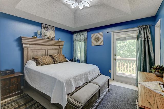 2400 NW 84th Terrace, Kansas City, MO 64154