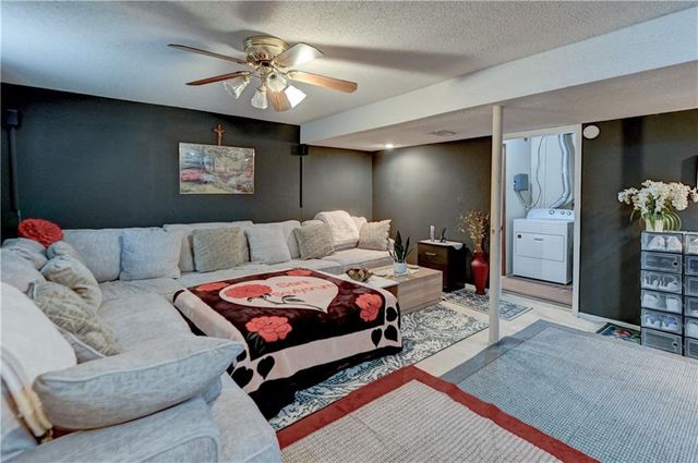 2400 NW 84th Terrace, Kansas City, MO 64154