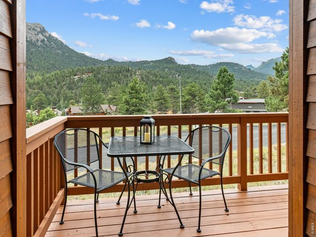 680 Cedar Ridge Cir, Estes Park, CO 80517