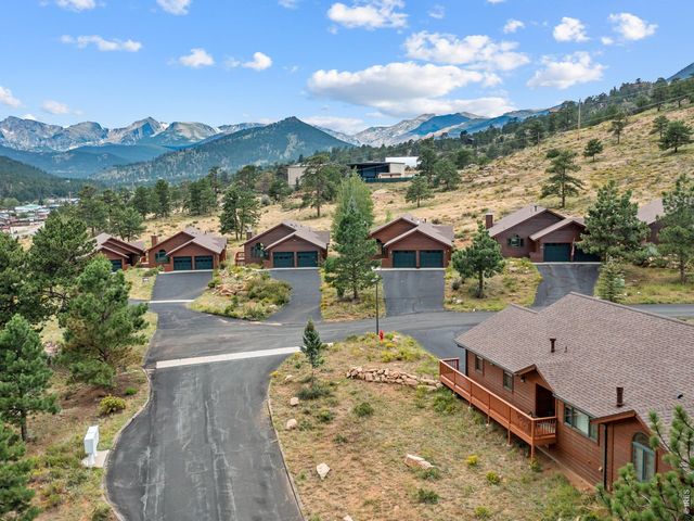 680 Cedar Ridge Cir, Estes Park, CO 80517