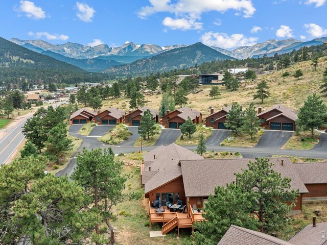680 Cedar Ridge Cir, Estes Park, CO 80517