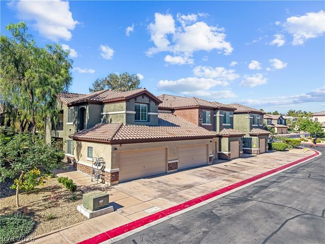 8324 West Charleston Boulevard 2038, Las Vegas, NV 89117