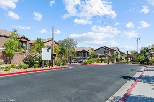 8324 West Charleston Boulevard 2038, Las Vegas, NV 89117