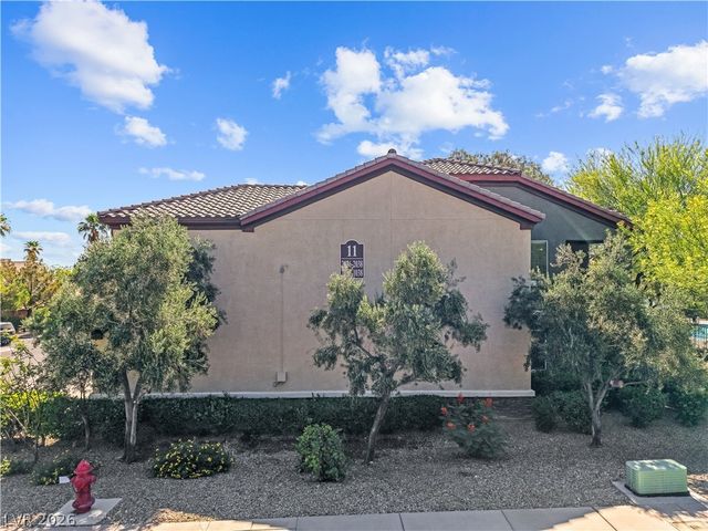 8324 West Charleston Boulevard 2038, Las Vegas, NV 89117