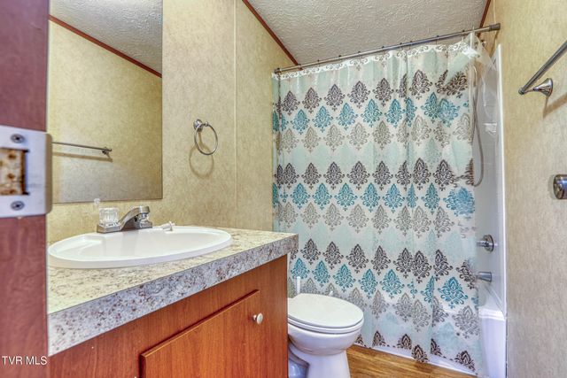 246 Christian Bend Road, Church Hill, TN 37642