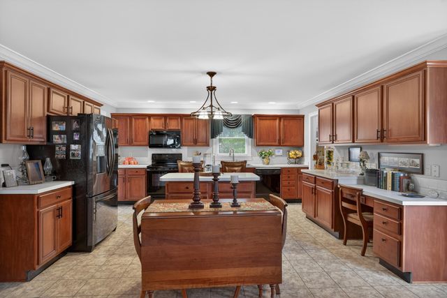 1258 Lexington Road, Harrodsburg, KY 40330