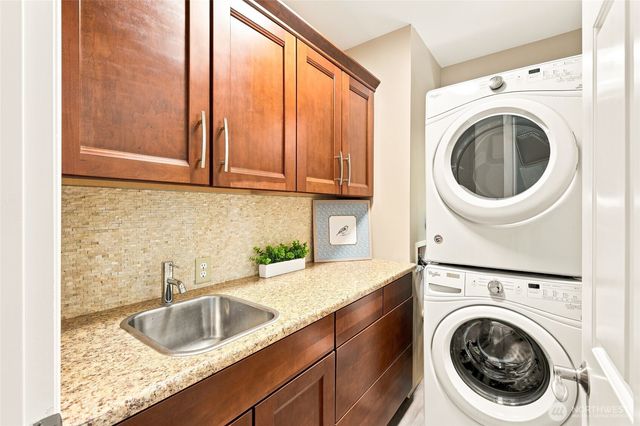 10210 NE 154th Street, Bothell, WA 98011