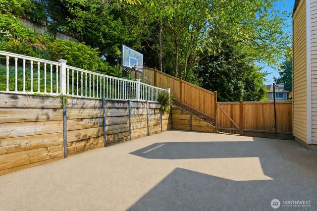 10210 NE 154th Street, Bothell, WA 98011