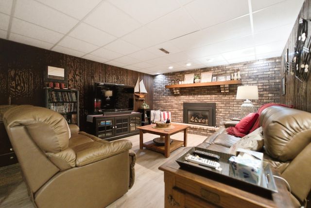 305 Lady Lane, Michigan City, IN 46360