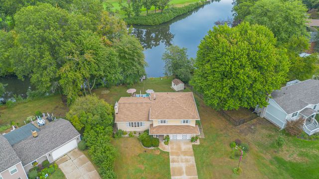 305 Lady Lane, Michigan City, IN 46360