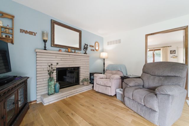 305 Lady Lane, Michigan City, IN 46360