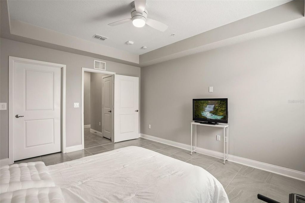 Image 15 of property listing at 7557 LAUREATE BOULEVARD 6208, Orlando, FL 32827