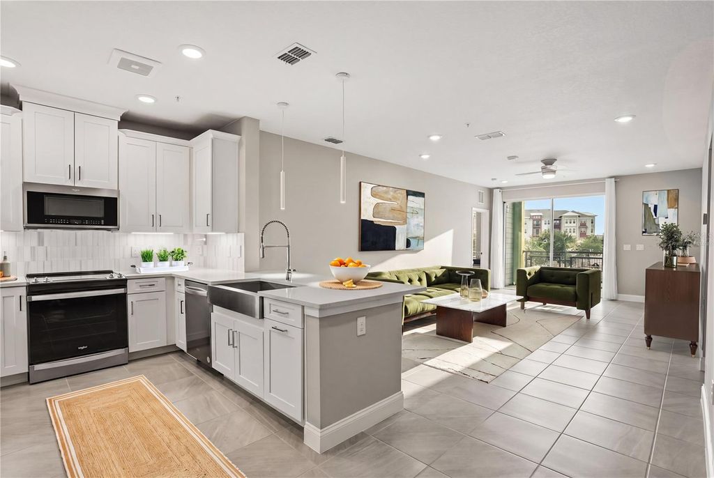 Image 3 of property listing at 7557 LAUREATE BOULEVARD 6208, Orlando, FL 32827