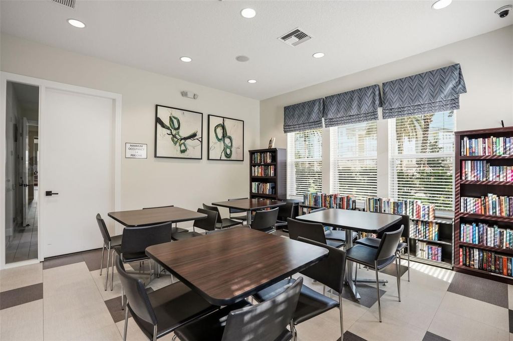 Image 31 of property listing at 7557 LAUREATE BOULEVARD 6208, Orlando, FL 32827