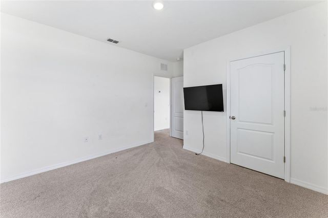 5038 FOXGLOVE CIRCLE, Lakeland, FL 33811