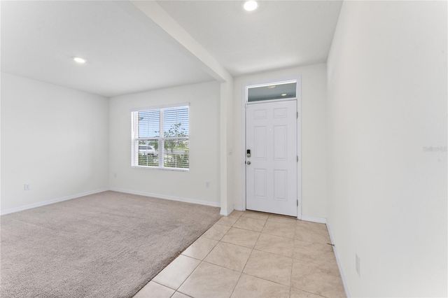5038 FOXGLOVE CIRCLE, Lakeland, FL 33811