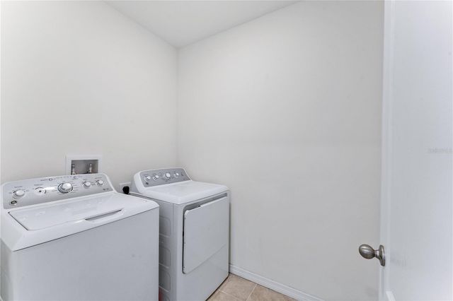 5038 FOXGLOVE CIRCLE, Lakeland, FL 33811