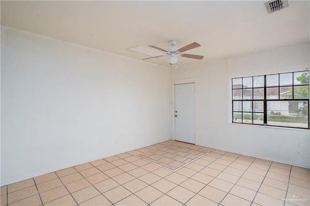 100 S Iowa Avenue, Weslaco, TX 78596