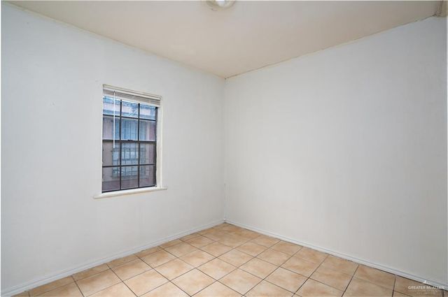 100 S Iowa Avenue, Weslaco, TX 78596
