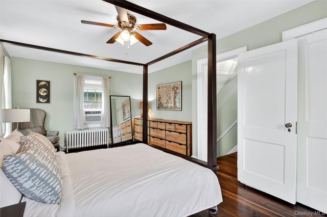 2 Van Buren Street, Port Washington, NY 11050